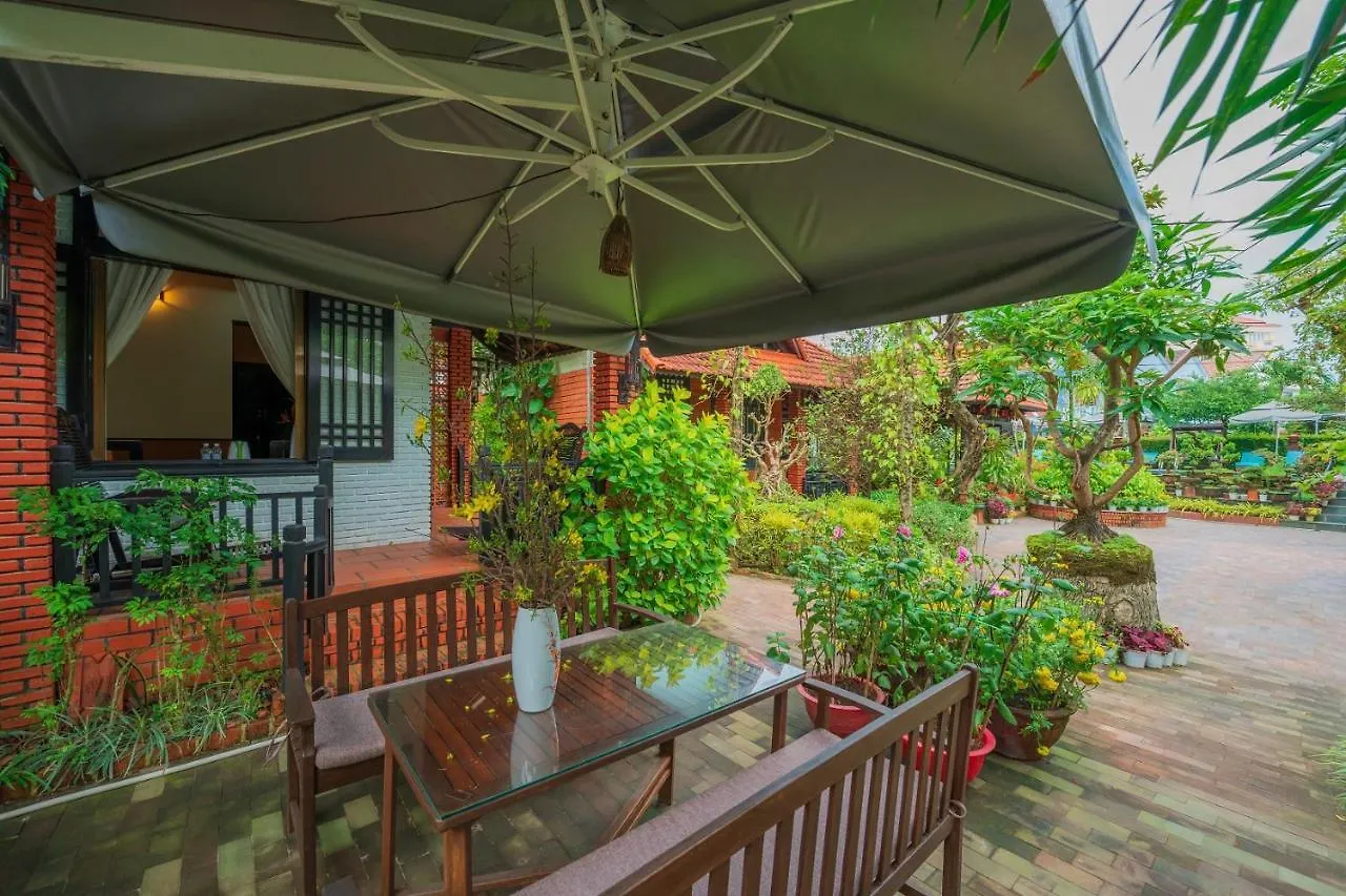 Betel Garden Villa Hoi An 3*,